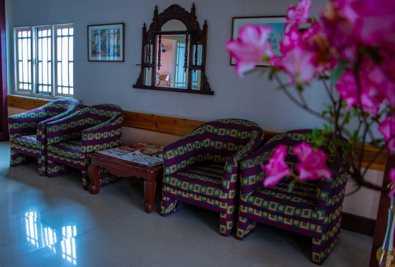 Travellers' Inn Дарджилинг Екстериор снимка